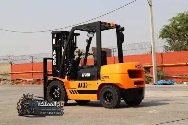 Forklift for rent in Dammam - from 1.5 tons to 30 tons - image 3