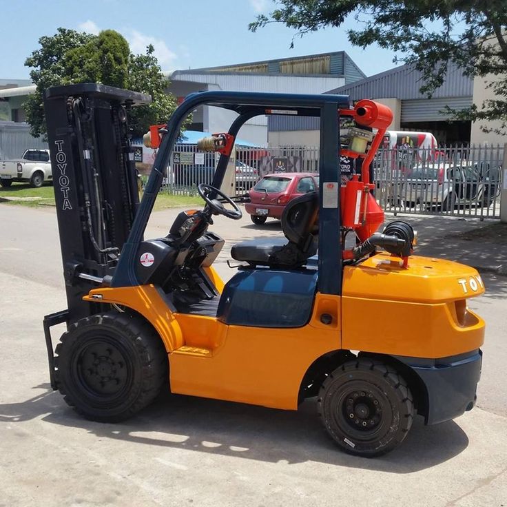 Forklift for rent in Dammam - Vision 2030 - image 2