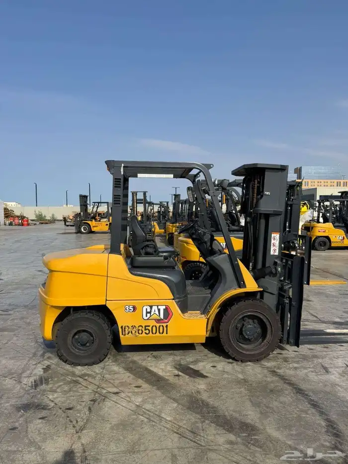Forklift for rent in Dammam - Vision 2030